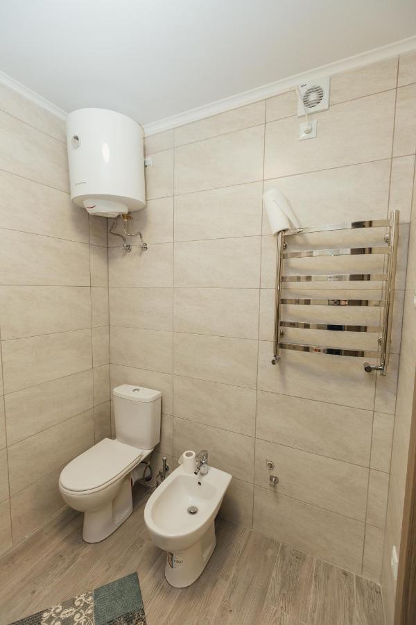 Apartamento DomkoLeópolis Exterior foto